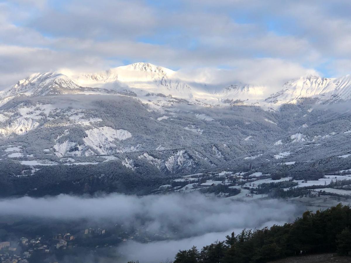 Apartamento Les Mélèzes Barcelonnette Exterior foto